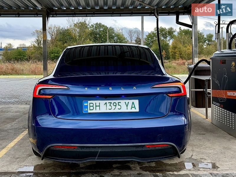 Седан Tesla Model 3 2024 в Одесі фото 10 Седан Tesla Model 3 2024 в Одесі