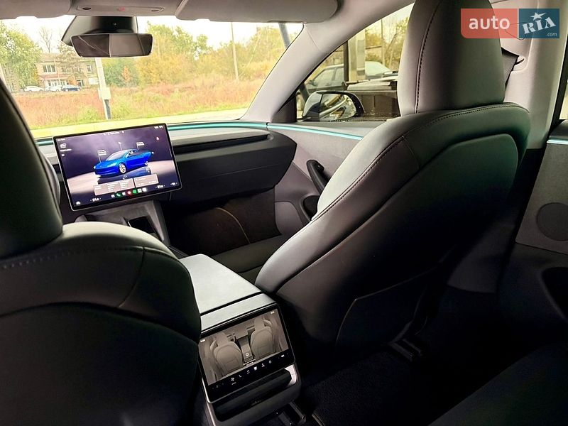 Седан Tesla Model 3 2024 в Одесі фото 19 Седан Tesla Model 3 2024 в Одесі