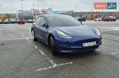 Седан Tesla Model 3 2021 в Киеве фото 5 Седан Tesla Model 3 2021 в Киеве