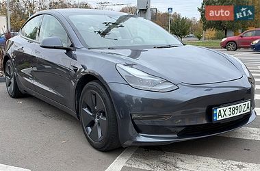 Седан Tesla Model 3 2023 в Харькове
