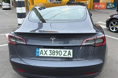 Седан Tesla Model 3 2023 в Харкові