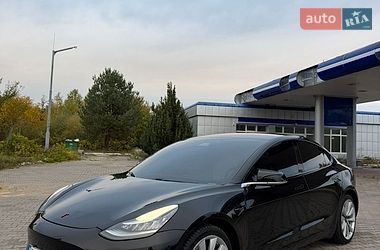 Седан Tesla Model 3 2018 в Ковеле