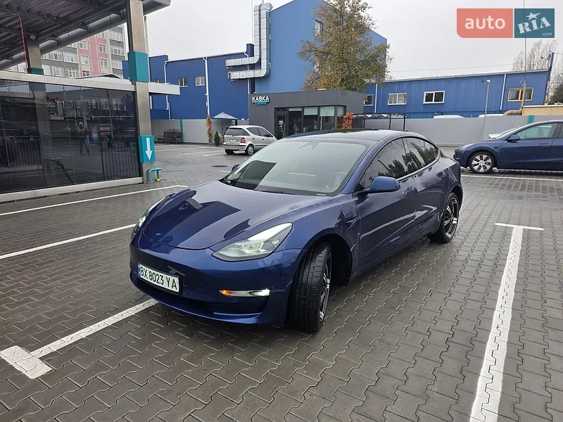 Tesla Model 3
