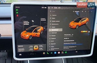 Седан Tesla Model 3 2018 в Білгороді-Дністровському