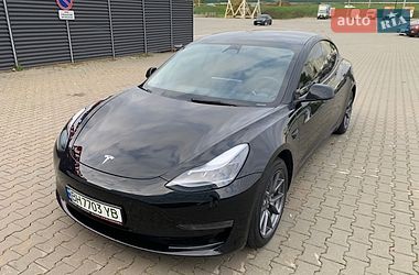 Седан Tesla Model 3 2022 в Києві