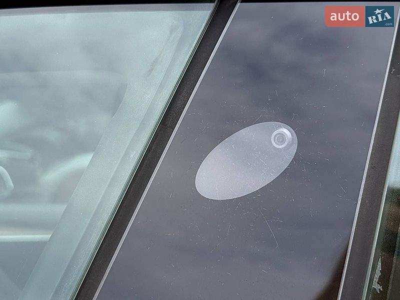 Седан Tesla Model 3 2021 в Рівному