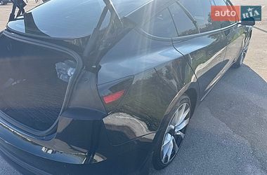 Седан Tesla Model 3 2025 в Харькове