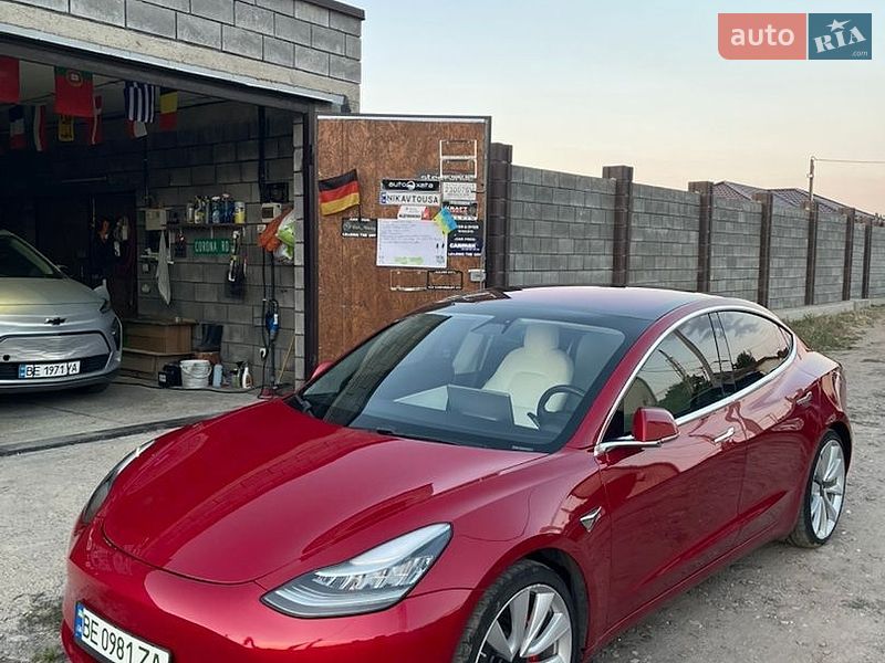 Седан Tesla Model 3 2018 в Николаеве фото Седан Tesla Model 3 2018 в Николаеве