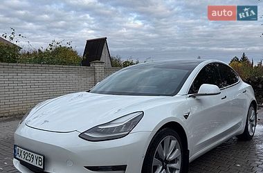 Седан Tesla Model 3 2020 в Харкові