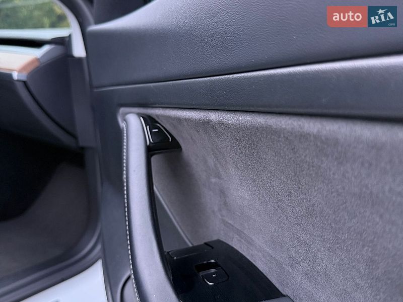Седан Tesla Model 3 2020 в Харькове фото 25 Седан Tesla Model 3 2020 в Харькове