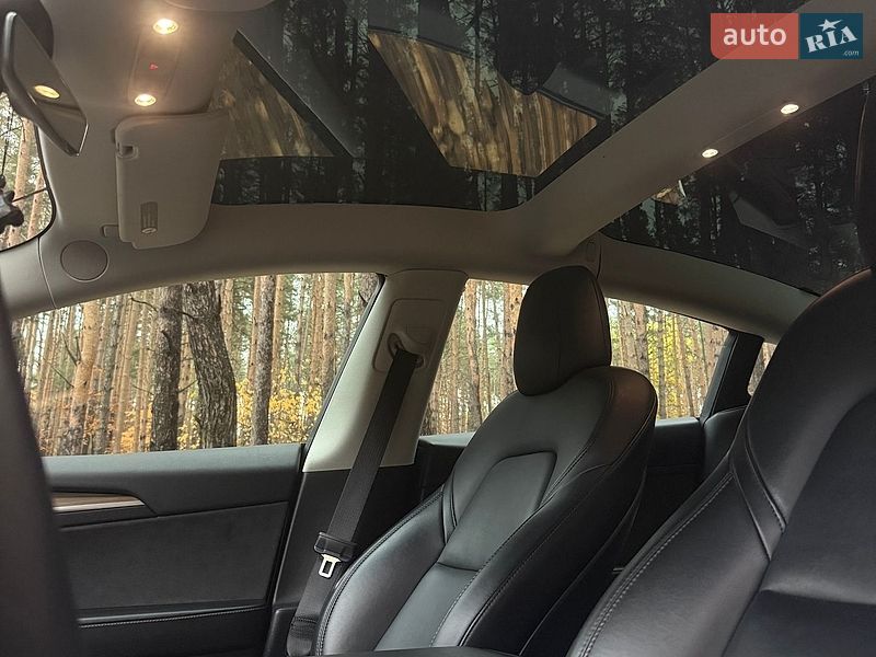Седан Tesla Model 3 2022 в Бучі фото 23 Седан Tesla Model 3 2022 в Бучі
