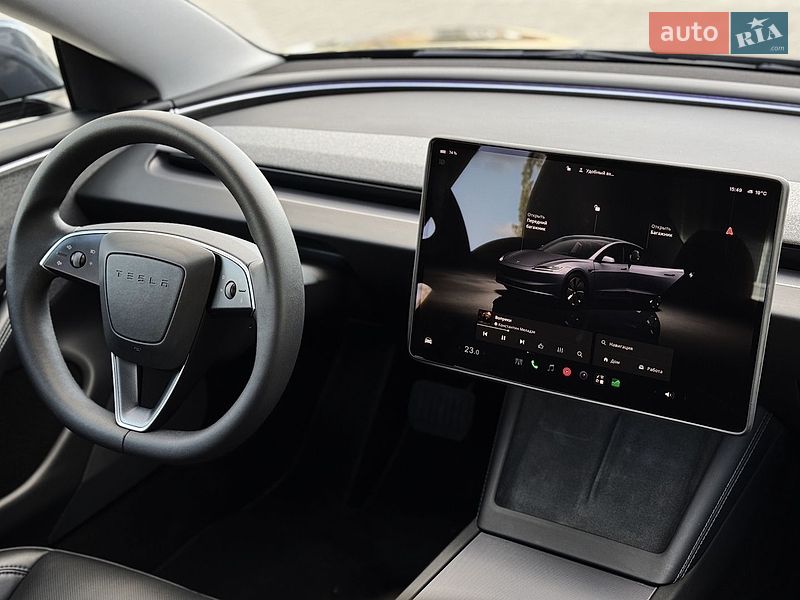 Седан Tesla Model 3 2024 в Дніпрі