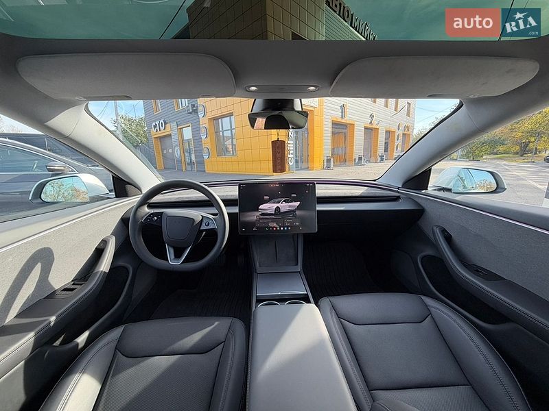 Седан Tesla Model 3 2025 в Харкові фото 13 Седан Tesla Model 3 2025 в Харкові