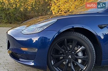 Седан Tesla Model 3 2018 в Львові фото 10 Седан Tesla Model 3 2018 в Львові
