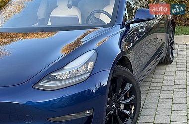 Седан Tesla Model 3 2018 в Львові фото 12 Седан Tesla Model 3 2018 в Львові