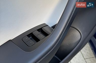 Седан Tesla Model 3 2018 в Львові фото 32 Седан Tesla Model 3 2018 в Львові