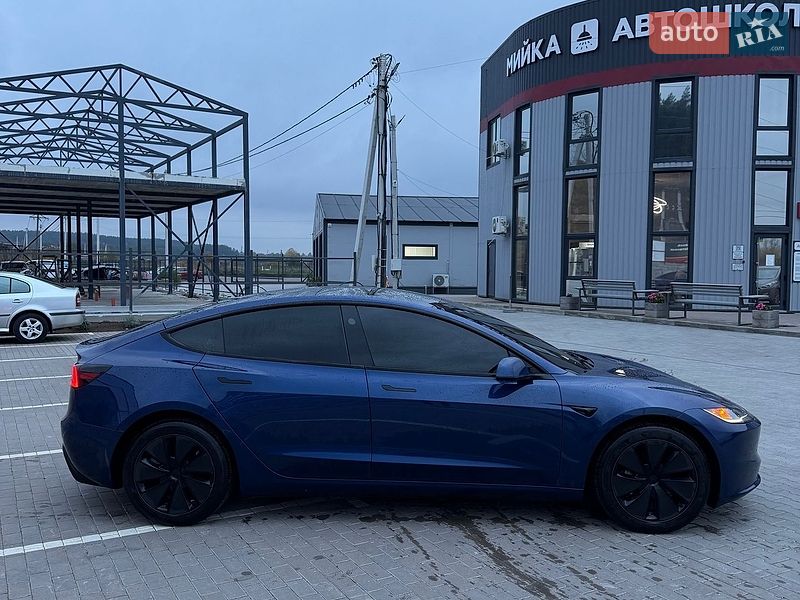 Седан Tesla Model 3 2024 в Києві фото 4 Седан Tesla Model 3 2024 в Києві