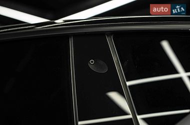 Седан Tesla Model 3 2019 в Черновцах