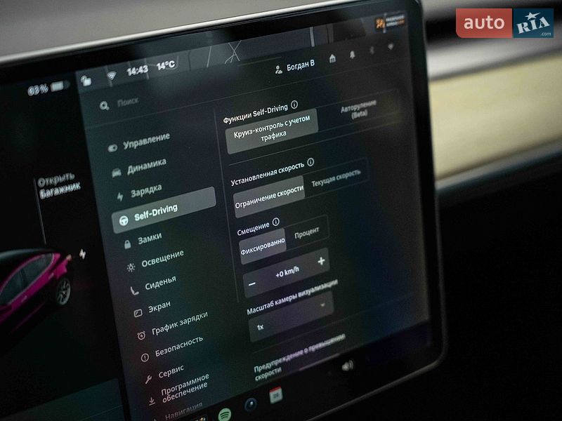 Седан Tesla Model 3 2019 в Черновцах