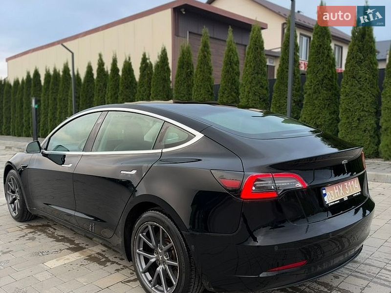 Седан Tesla Model 3 2020 в Каменец-Подольском