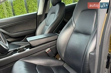 Седан Tesla Model 3 2020 в Каменец-Подольском