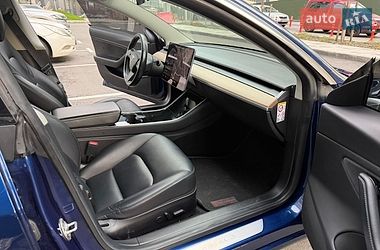 Седан Tesla Model 3 2019 в Киеве фото 10 Седан Tesla Model 3 2019 в Киеве