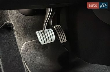 Седан Tesla Model 3 2022 в Черкассах