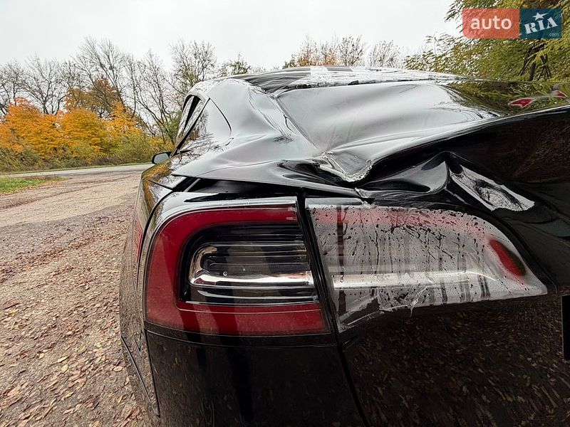 Седан Tesla Model 3 2019 в Рудки