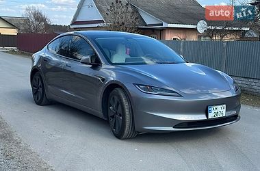 Седан Tesla Model 3 2024 в Звягеле