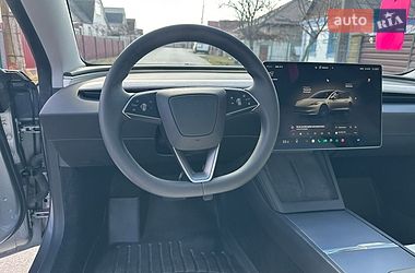 Седан Tesla Model 3 2024 в Звягеле