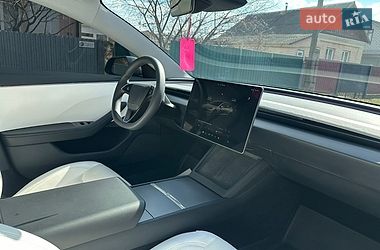 Седан Tesla Model 3 2024 в Звягелі фото 72 Седан Tesla Model 3 2024 в Звягелі