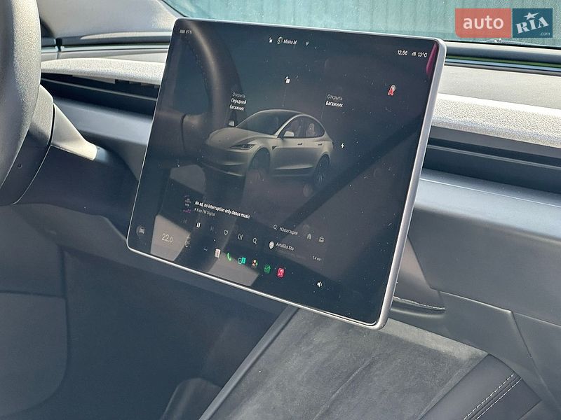 Седан Tesla Model 3 2024 в Звягеле