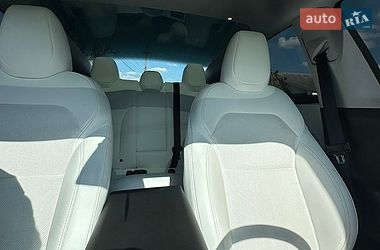 Седан Tesla Model 3 2024 в Звягелі фото 78 Седан Tesla Model 3 2024 в Звягелі