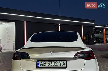 Седан Tesla Model 3 2019 в Виннице