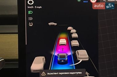 Седан Tesla Model 3 2020 в Львове