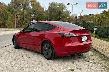 Седан Tesla Model 3 2023 в Днепре фото 3 Седан Tesla Model 3 2023 в Днепре