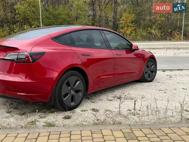 Седан Tesla Model 3 2023 в Днепре фото 5 Седан Tesla Model 3 2023 в Днепре