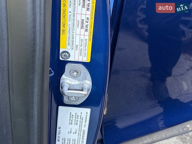 Седан Tesla Model 3 2019 в Киеве фото 19 Седан Tesla Model 3 2019 в Киеве