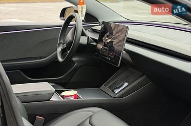 Седан Tesla Model 3 2025 в Хмельницком фото 27 Седан Tesla Model 3 2025 в Хмельницком