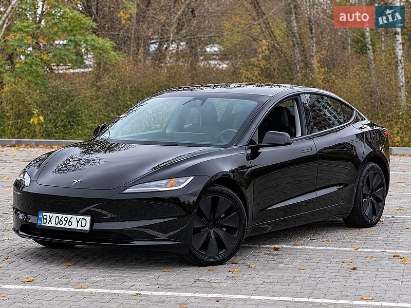 Седан Tesla Model 3 2025 в Хмельницком фото Седан Tesla Model 3 2025 в Хмельницком