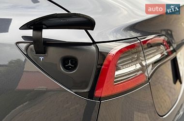 Седан Tesla Model 3 2023 в Тернополі фото 25 Седан Tesla Model 3 2023 в Тернополі