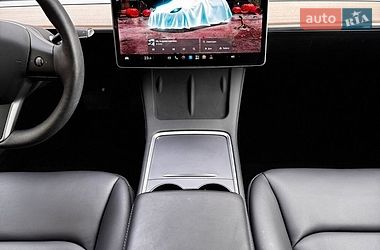 Седан Tesla Model 3 2023 в Тернополі фото 34 Седан Tesla Model 3 2023 в Тернополі