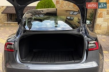 Седан Tesla Model 3 2023 в Тернополі фото 16 Седан Tesla Model 3 2023 в Тернополі