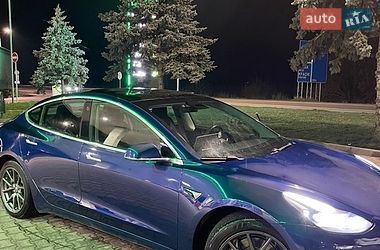 Седан Tesla Model 3 2019 в Львові фото 4 Седан Tesla Model 3 2019 в Львові