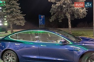 Седан Tesla Model 3 2019 в Львові фото 6 Седан Tesla Model 3 2019 в Львові