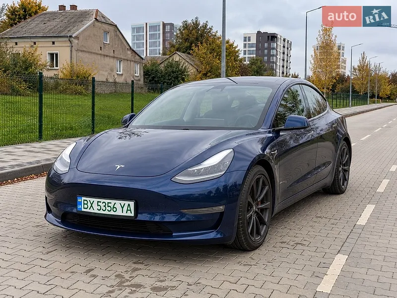 Tesla Model 3