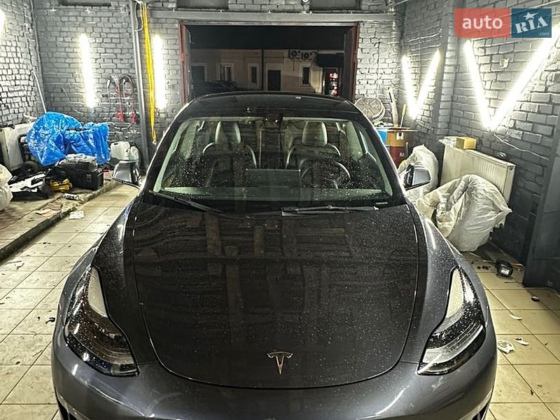 Седан Tesla Model 3 2023 в Львове фото 4 Седан Tesla Model 3 2023 в Львове