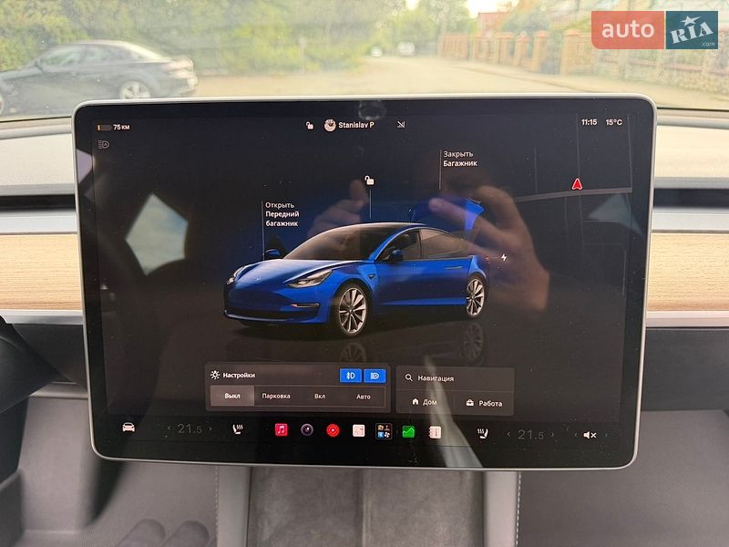 Седан Tesla Model 3 2022 в Золочеве