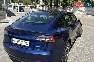 Седан Tesla Model 3 2020 в Киеве