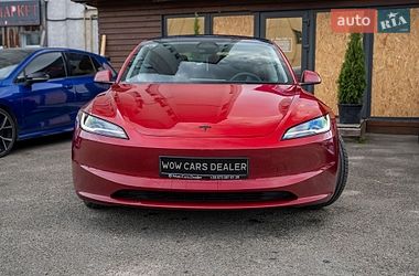 Седан Tesla Model 3 2024 в Киеве